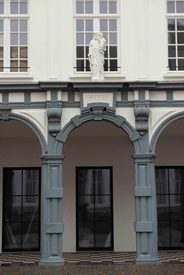 Cityantwerp Een Oase Van Rust Direct Achter De Meir Apartment Bagian luar foto