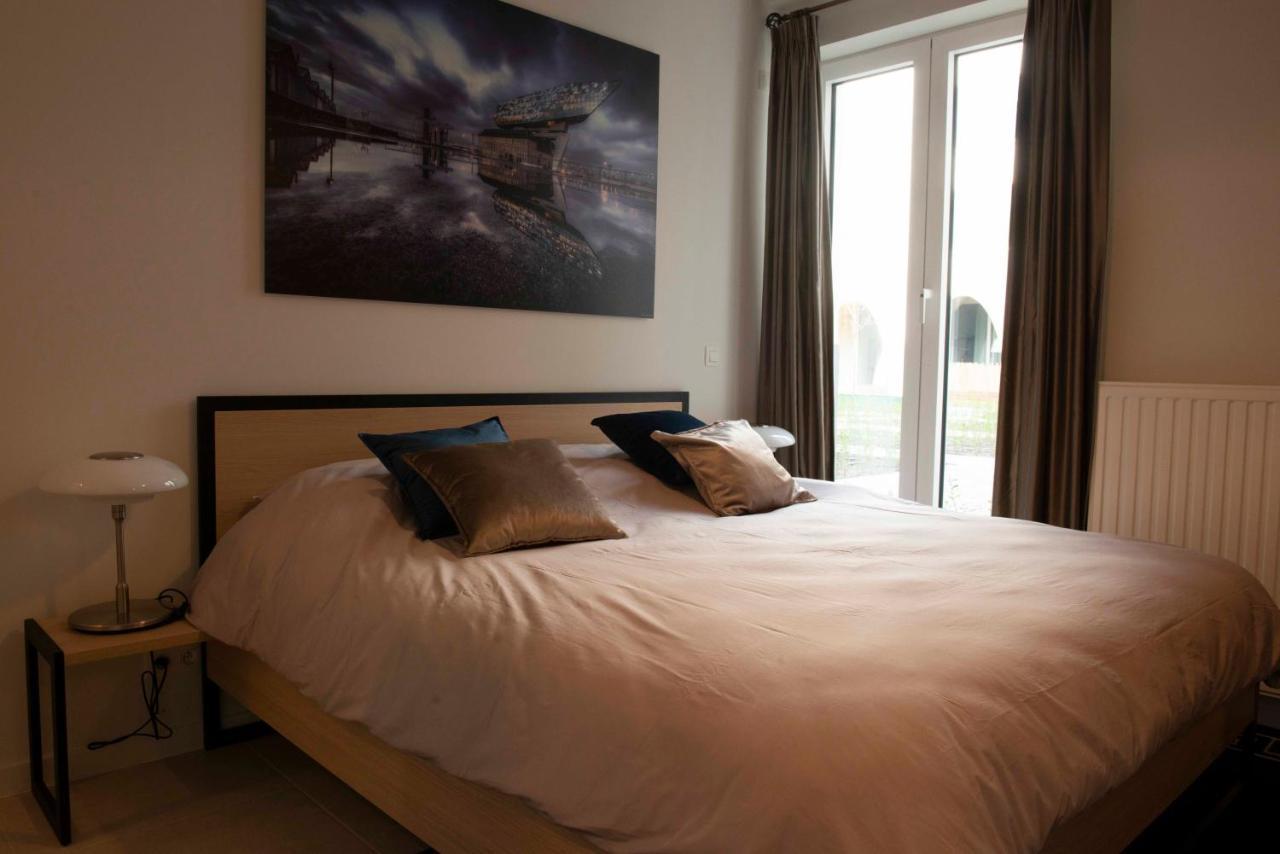 Cityantwerp Een Oase Van Rust Direct Achter De Meir Apartment Bagian luar foto