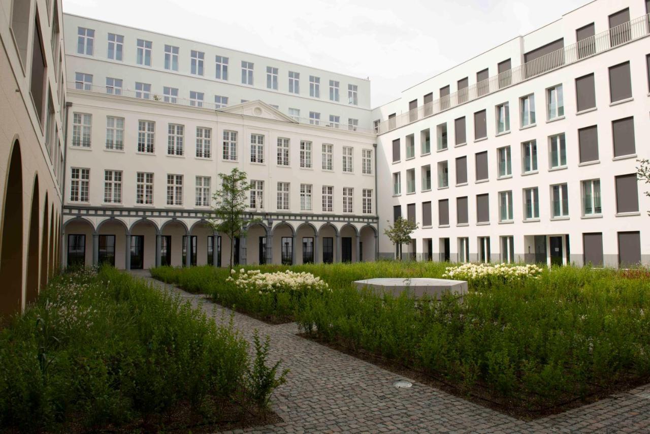Cityantwerp Een Oase Van Rust Direct Achter De Meir Apartment Bagian luar foto